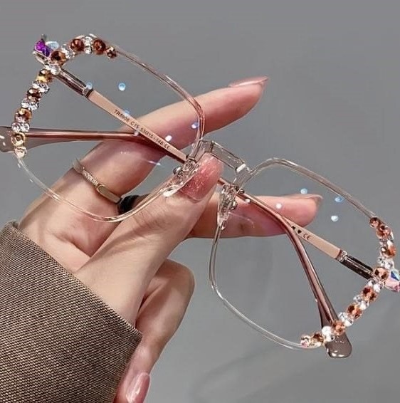 Women's Classic Glasses